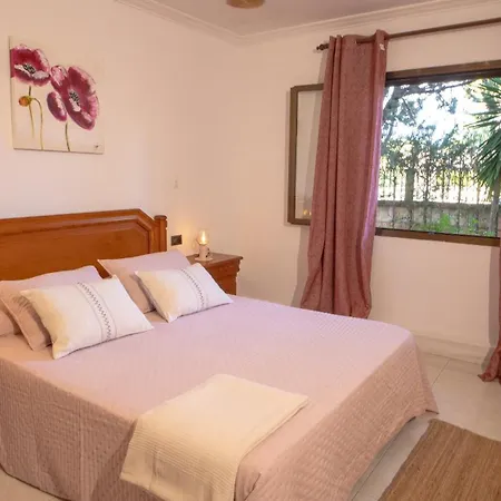 Llenaire Gran House Holiday home *