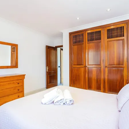 Llenaire Gran House בית נופש פורט דה פולנסה